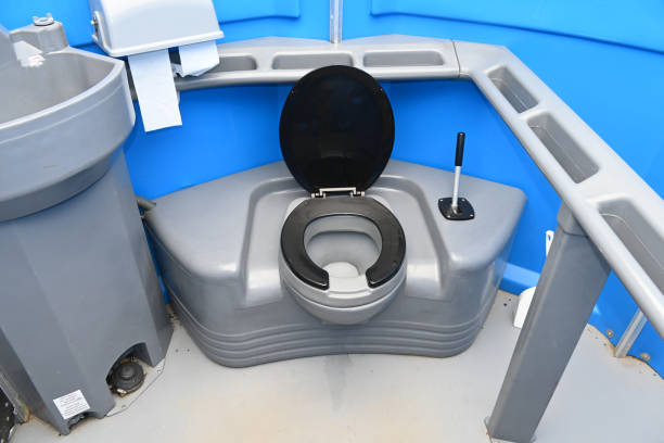 Portable Toilet Options We Offer in Ipswich, SD